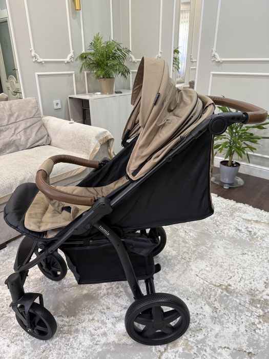 Коляска новая tomix stella