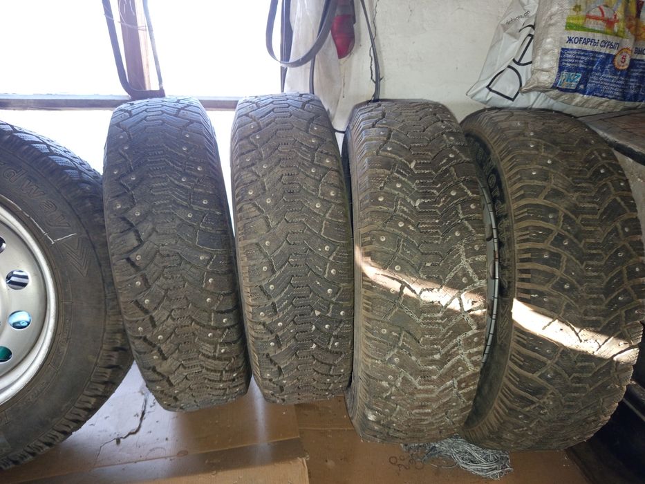 Зимние шины шипованые