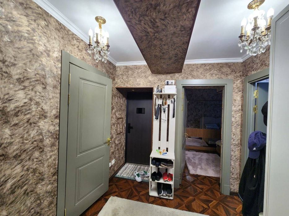 Продается 4 комнатная квартира ремонт Ц-5, массив Киет