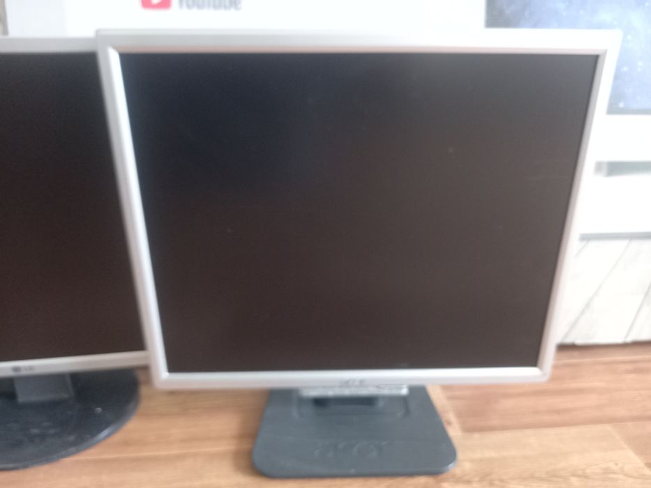 Монитор 19 Асер в хорошем состоянии