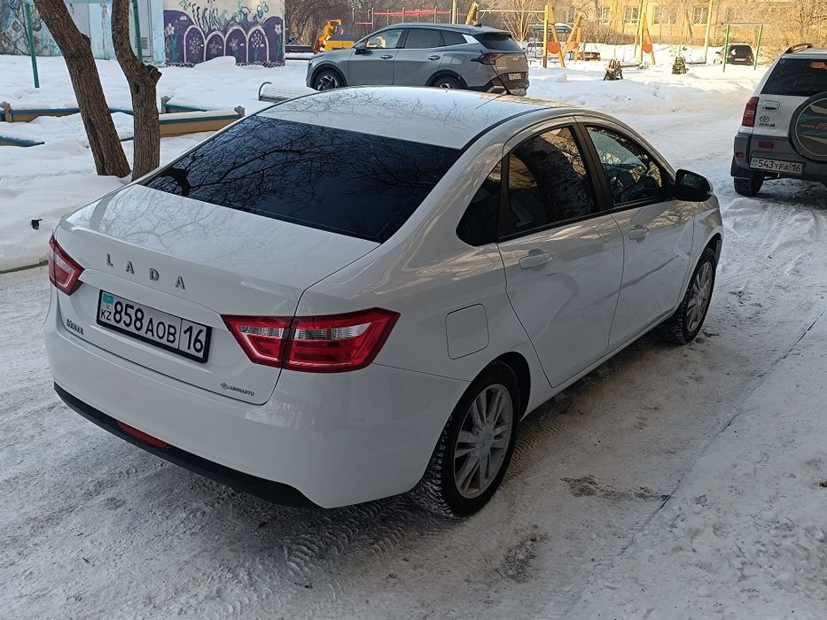 Продам Ладу Веста