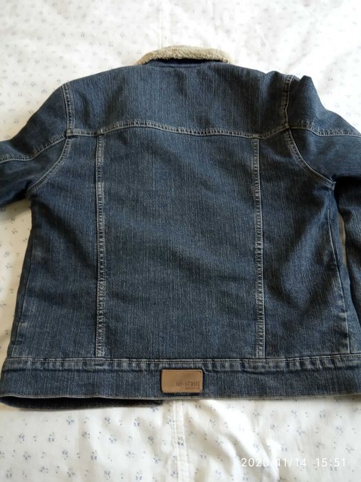 Женская теплая джинсовая куртка, размер 46.