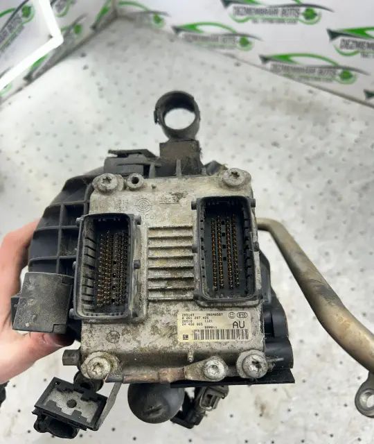 Galerie admisie 0280600037 0280600037 Opel Agila 2000 1.2 MT (75 hp)
