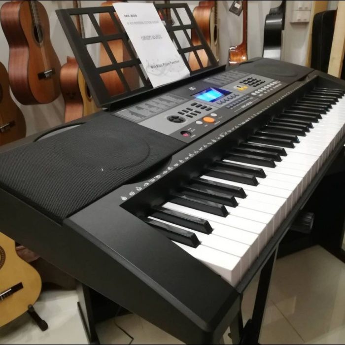 Электронное пианино синтезатор