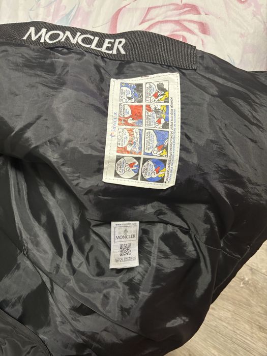 Geaca moncler im stare buna perfecta pentru iarna