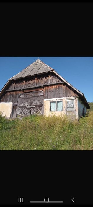 Vând casa și teren cu pomi fructiferi
