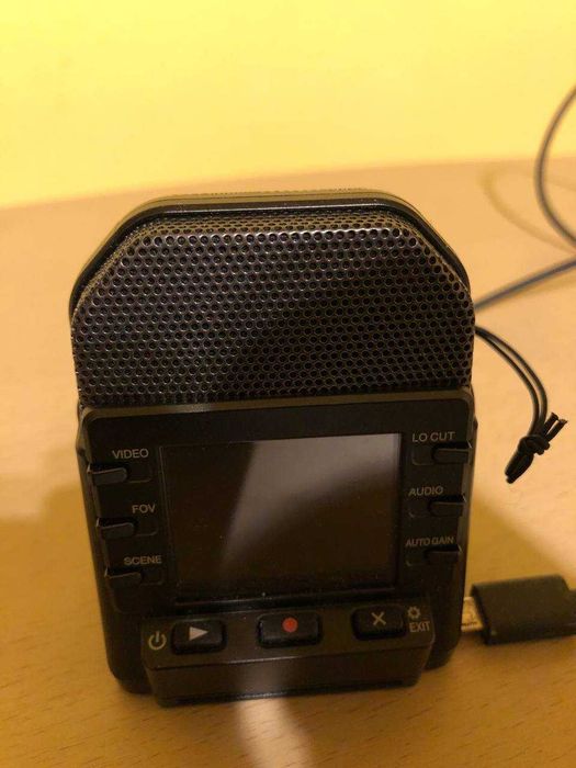 Zoom Q2n-4K   aproape nou