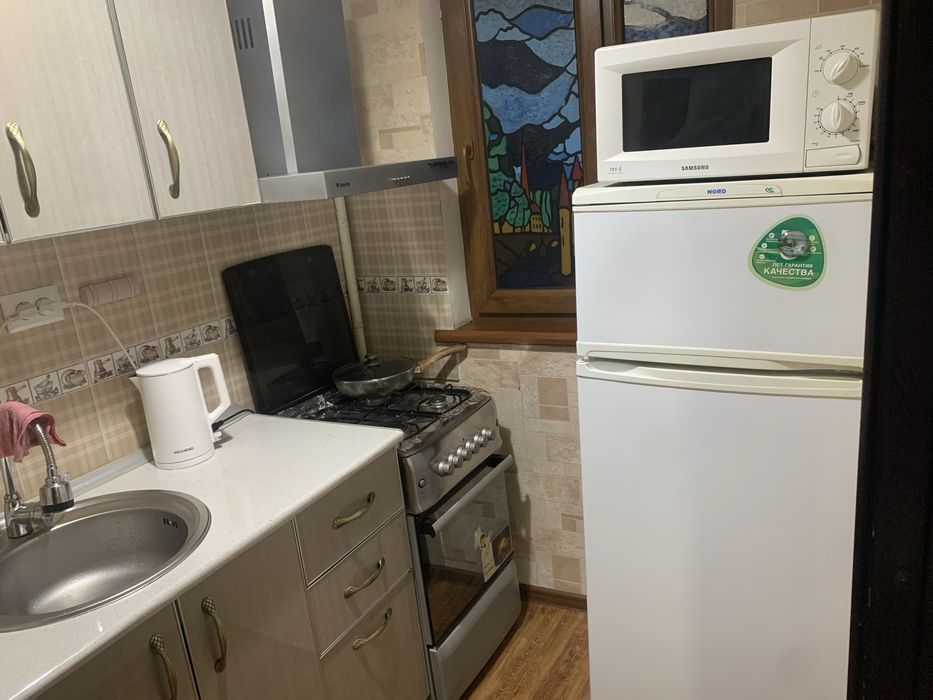 Сдается Коттедж  на мерабаде 2х комнатная