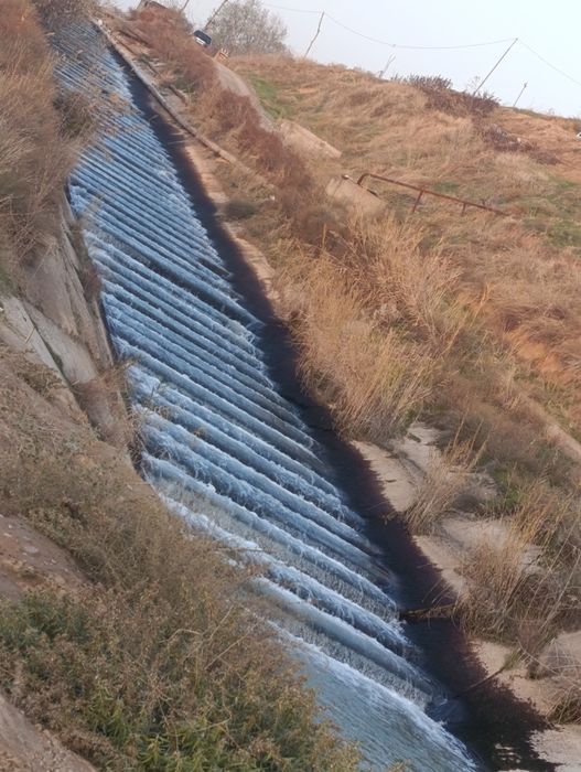 Своя дача 2-х этажная в новбахоре 4комн. душ,туалет внутри