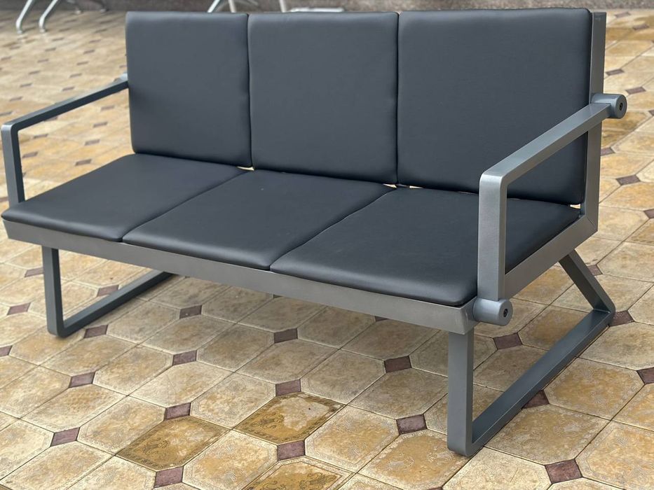 Скамейка ожидание зала и Стул