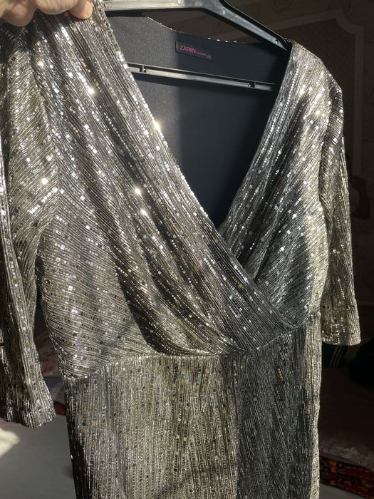 Платья, красивые…