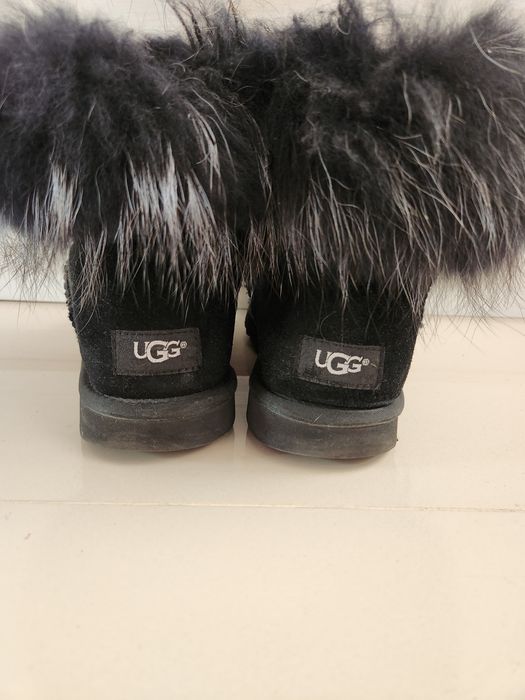 Ugg cu vulpe argintie