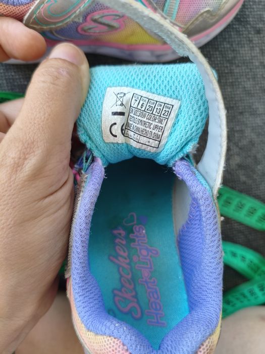 Skechers mărimea 23 cu lumini