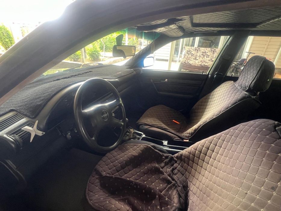 Audi 100 C4 1992 года