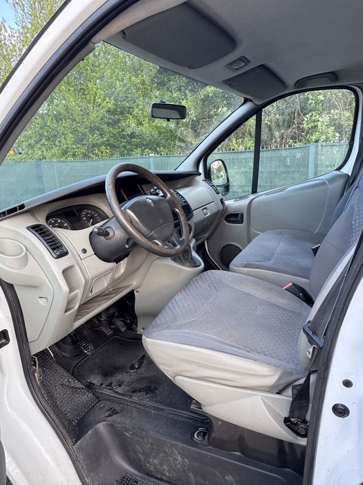 RENAULT Trafic 2010 — imagine 5