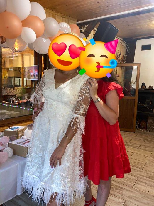 Бяла рокля, подходяща за моминско парти