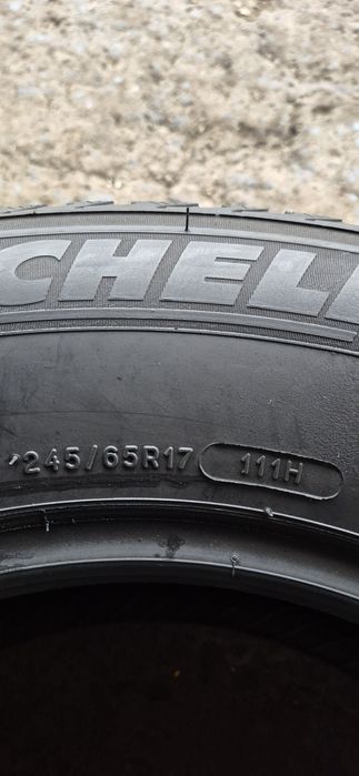 2 anvelope iarna Michelin 245/65/17,dot 2022.Pretul este pe bucata.