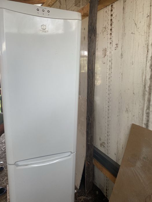 Frigider Indesit