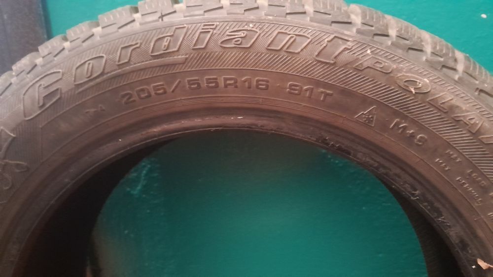 Продам зимние шины
