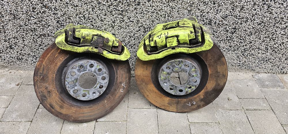 Спирачни апарати Golf R32 ,Audi S3 ,Passat R36