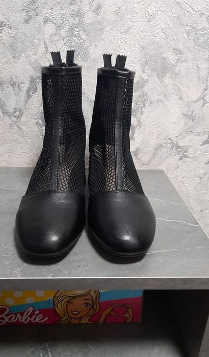 Новые демисезонные ботильоны