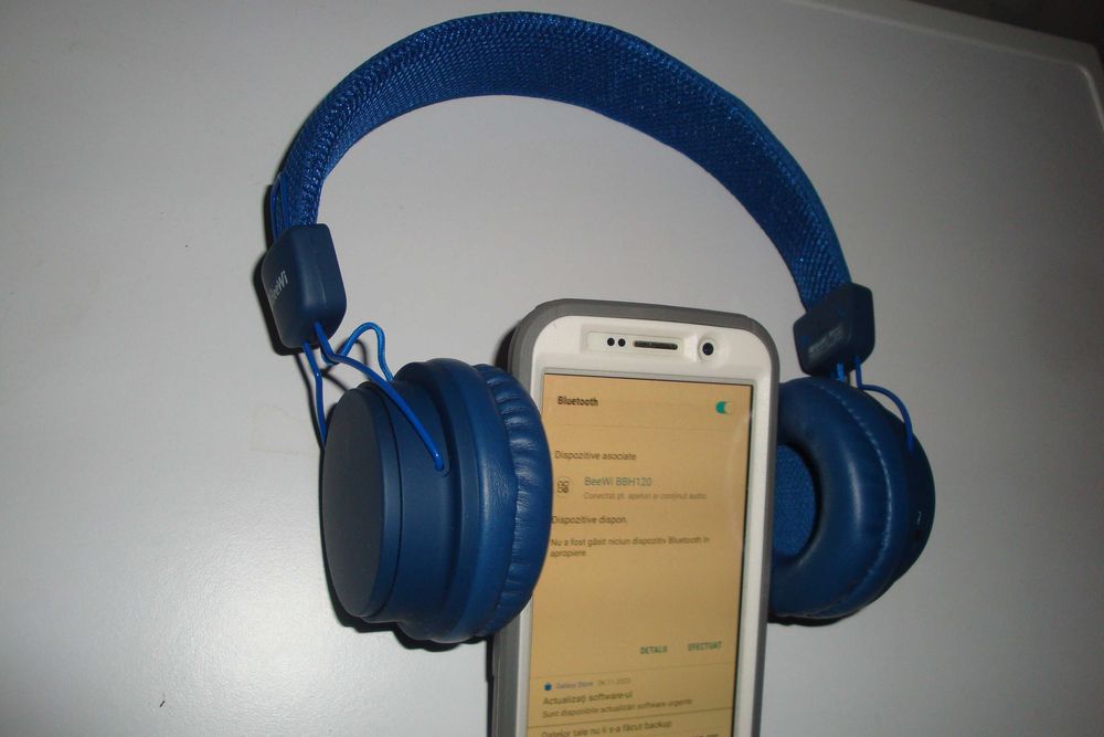 BeeWi BBH120 casti cu microfon jack si bluetooth