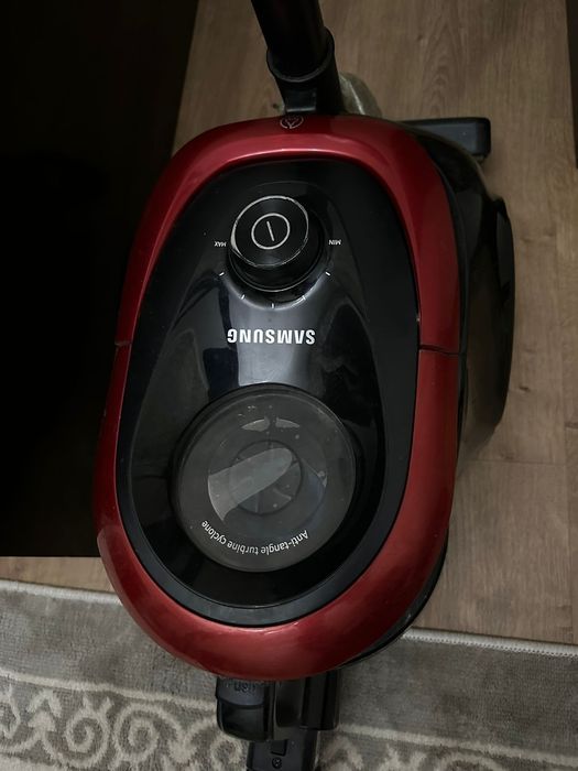 Пылесос LG в отличном состоянии