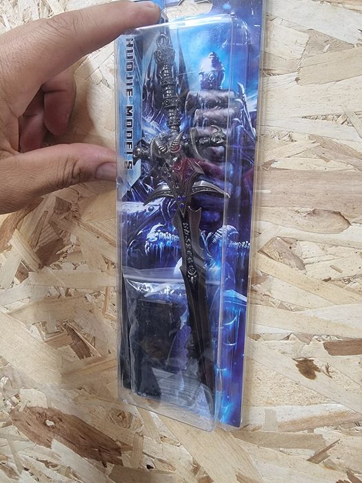 Vand replica miniatura Frostmourne Wrath of the Lich King