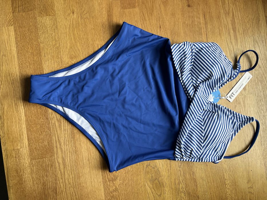 Цял бански костюм М/L размер