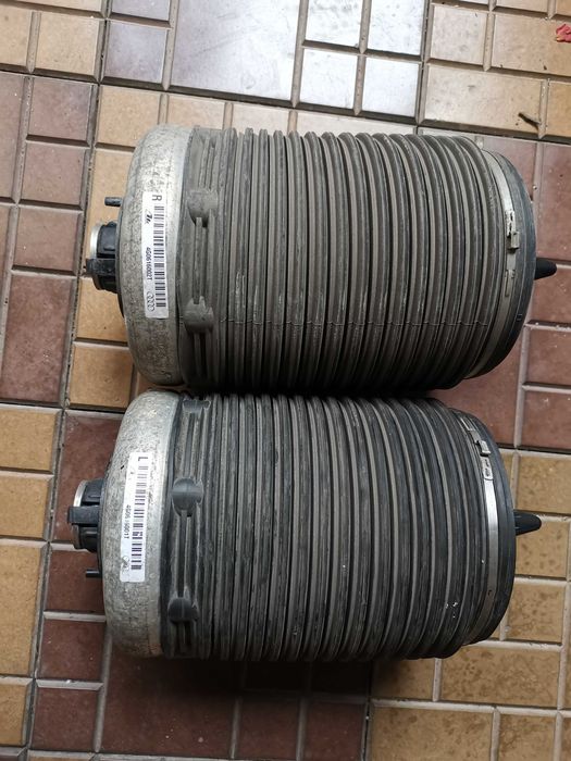 Set Perne stanga/dreapta spate Audi