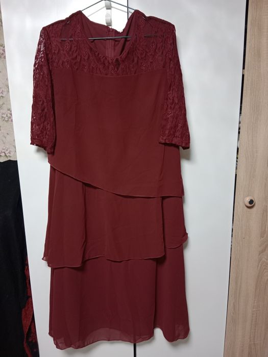 Нарядные платья продам