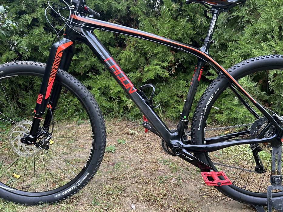 Radon Black Sin Carbon 10,7 кг. 29 цола 2х11 ХТ