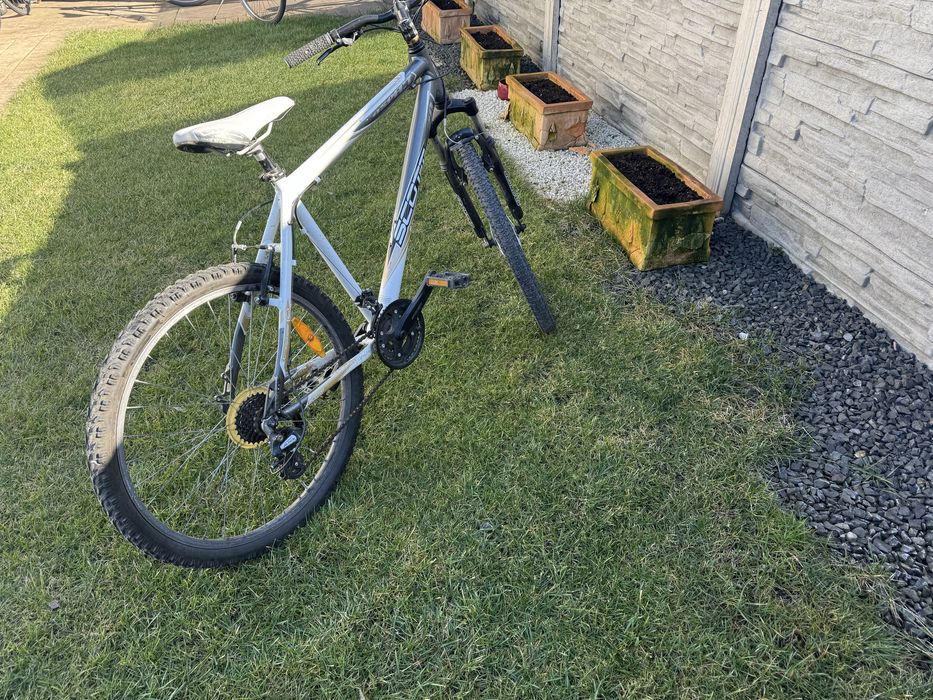 Vand biciclete roti pe 26”