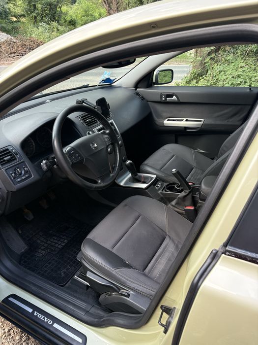 VOLVO V50 2005 — imagine 4
