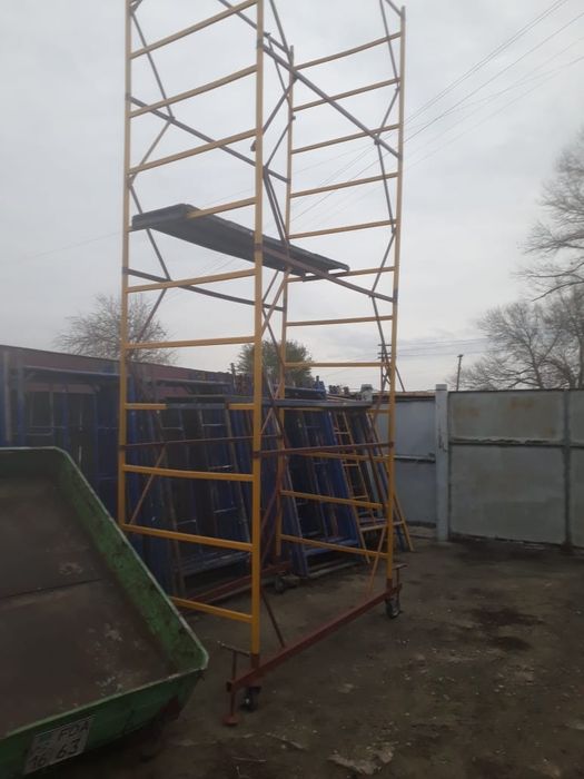 Леса строительные