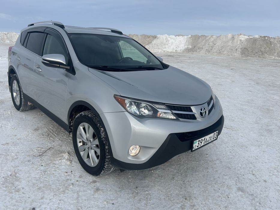 Продам автомобиль TOYOTA RAV4