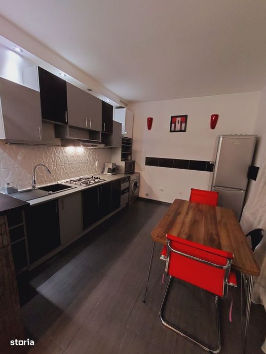 Apartament 2 camere 60 m2, terasa 60 m2, parcare, Zorilor, zona de cas