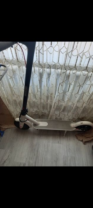 Продаю электросамокат