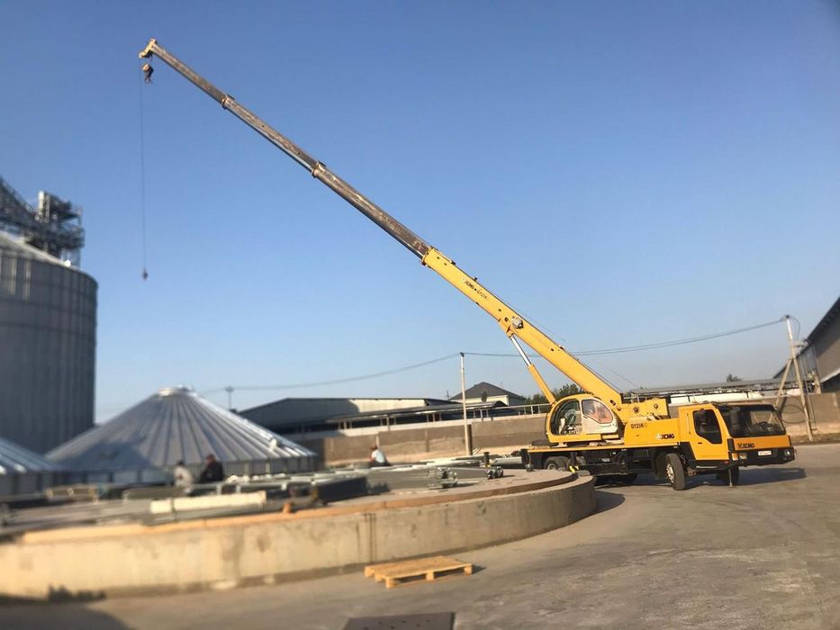 Авто кран Китаец