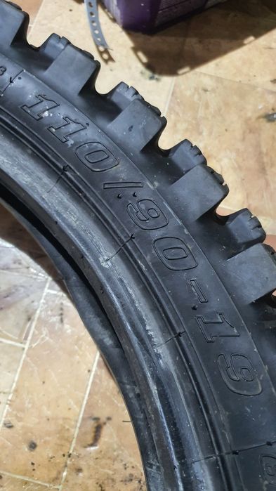 DUNLOP / 110 90 19 / Geomax /DOT 2022