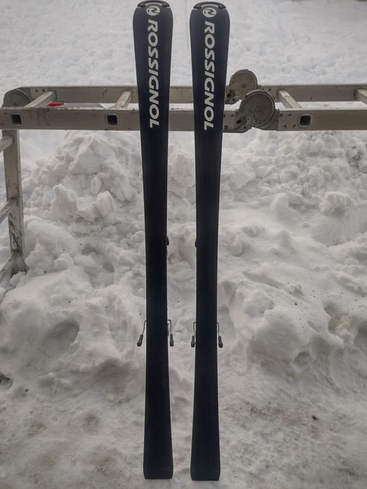 Vand schiuri Rossignol Radical FIS 145 cm