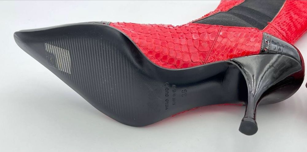 Dolce & Gabbana - ботуши от естествена змийска кожа