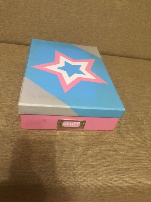 Хартия цветна