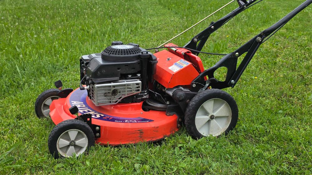 Masina tuns gazon ARIENS-21, americana