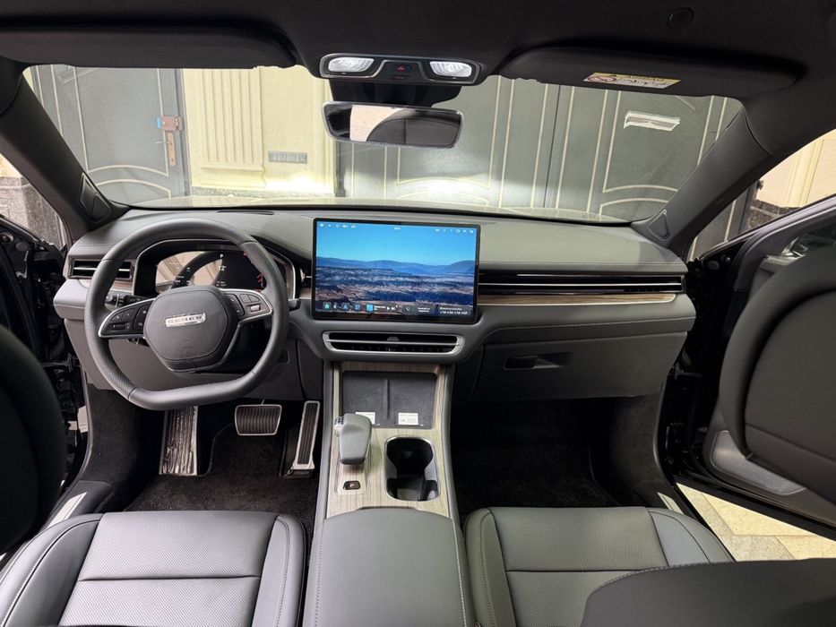 Своя новая AITO SERES M5 ELEKTRO 550 запас ход 550 ГОД 2025