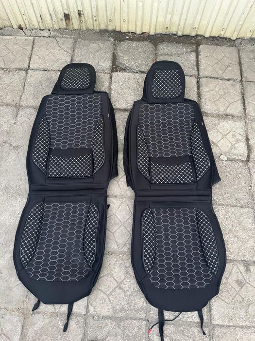 Продам чехол на машину