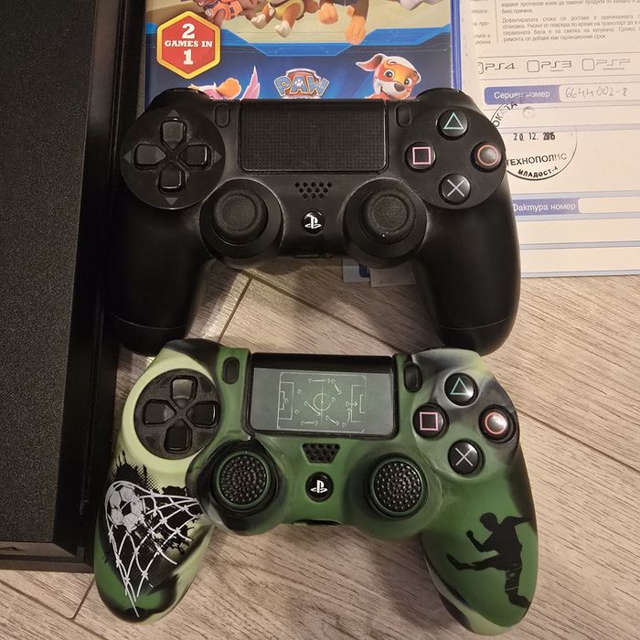 Sony PS4 1TB. С 2 бр. dual shock контролера и 2 бр.  motion контролера