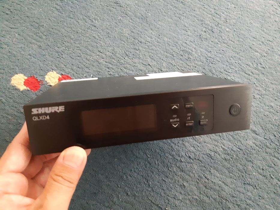 Профессиональный микрофон Shure