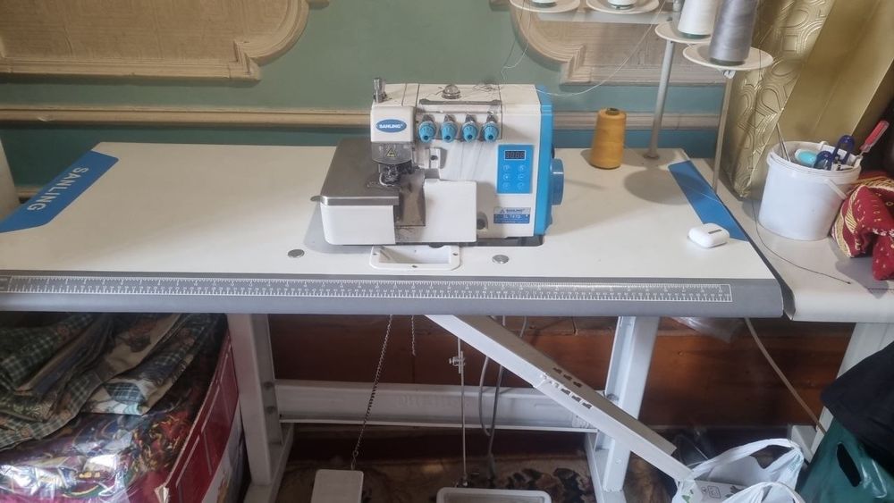 Averlo tikuv mashinasi