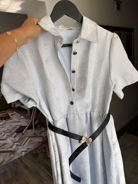 Rochie Dior………   …